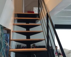 Escalier limon central